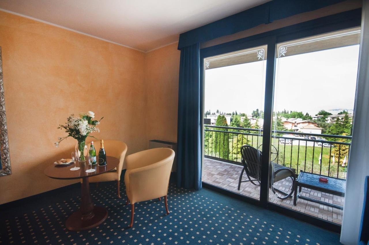 Hotel Villa Maria Desenzano del Garda Room photo